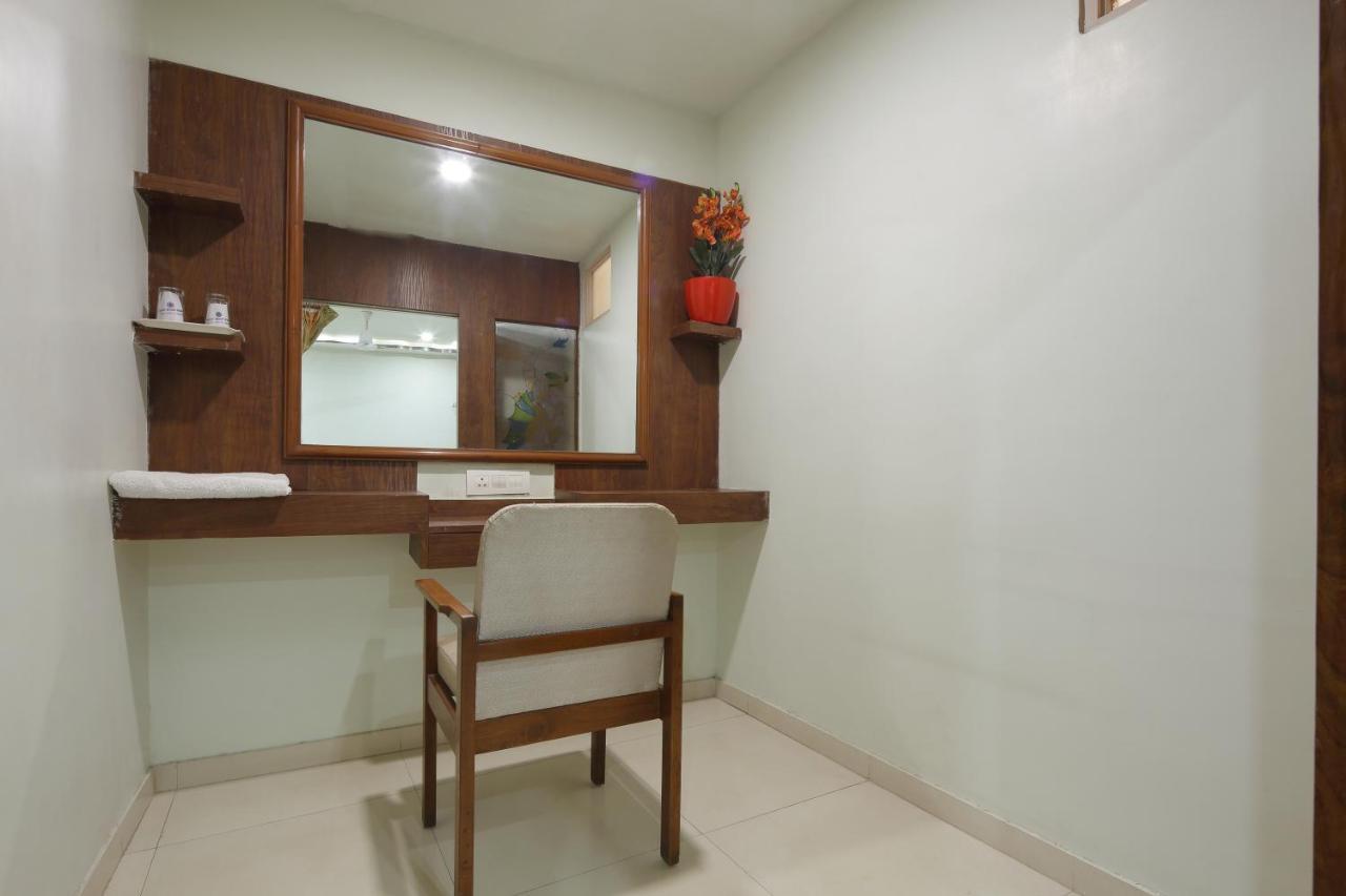 Hotel Good Night Amhedabad Dış mekan fotoğraf